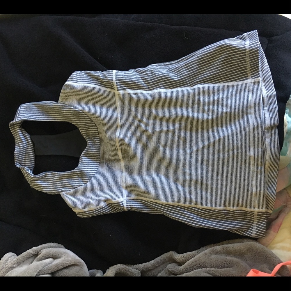 Lululemon tank